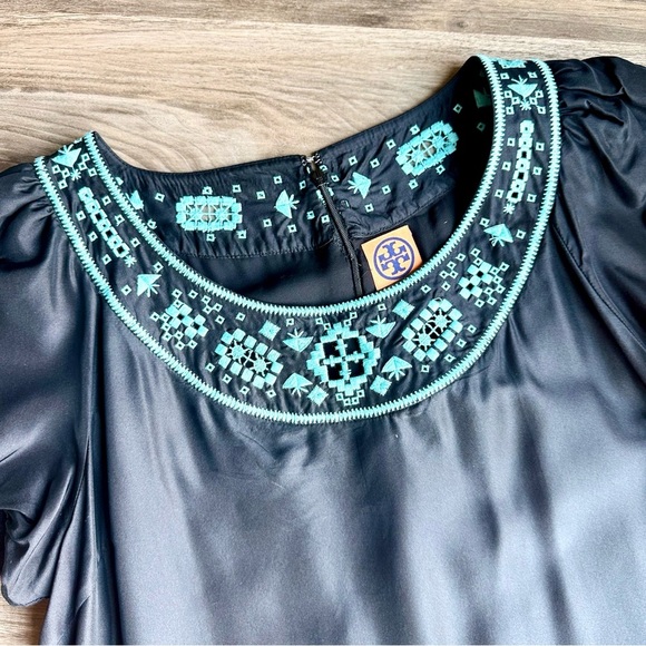 Tory Burch Lottie Turquoise Embroidered Yoke Black Silk Shift Mini Dress Size 12 - Picture 4 of 16